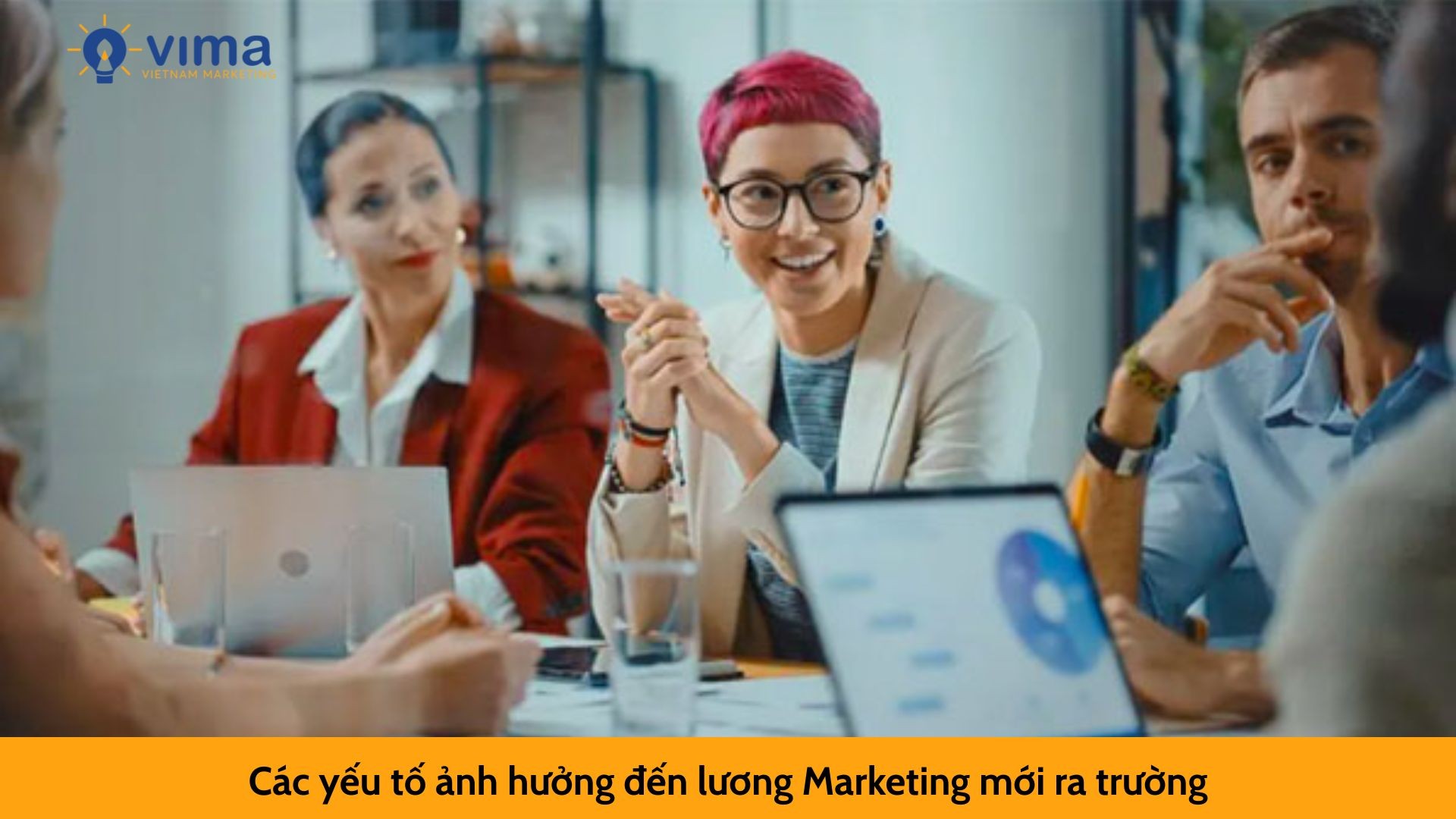 Các yếu tố ảnh hưởng đến lương Marketing mới ra trường