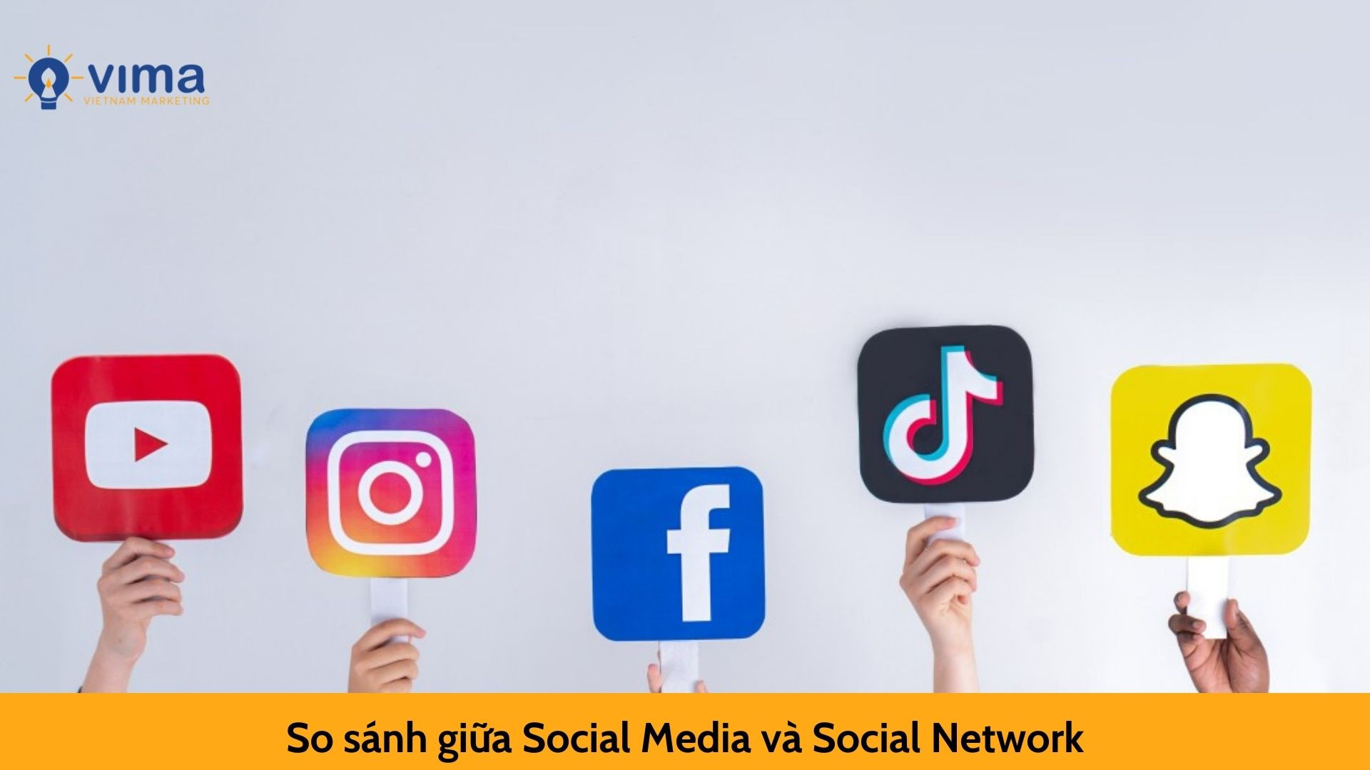 So sánh giữa Social Media và Social Network